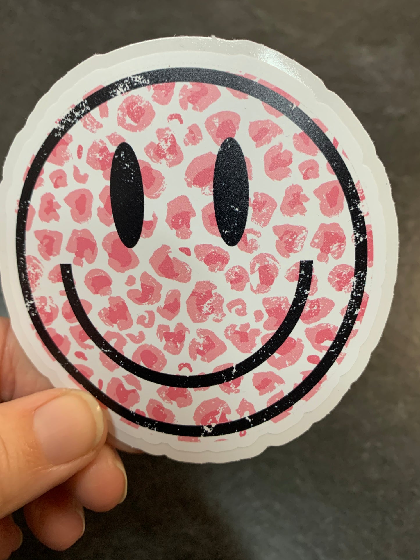B03 Leopard Smiley Pink DC