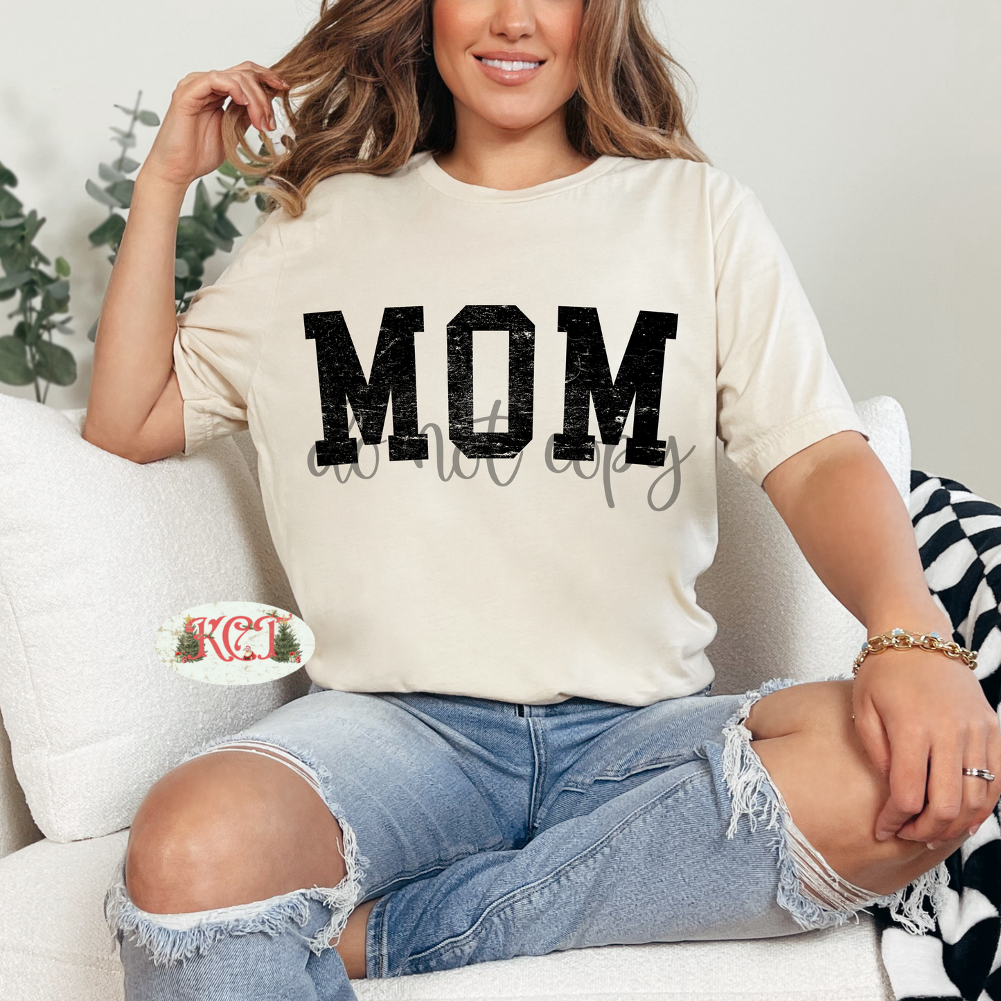 Mom DTF