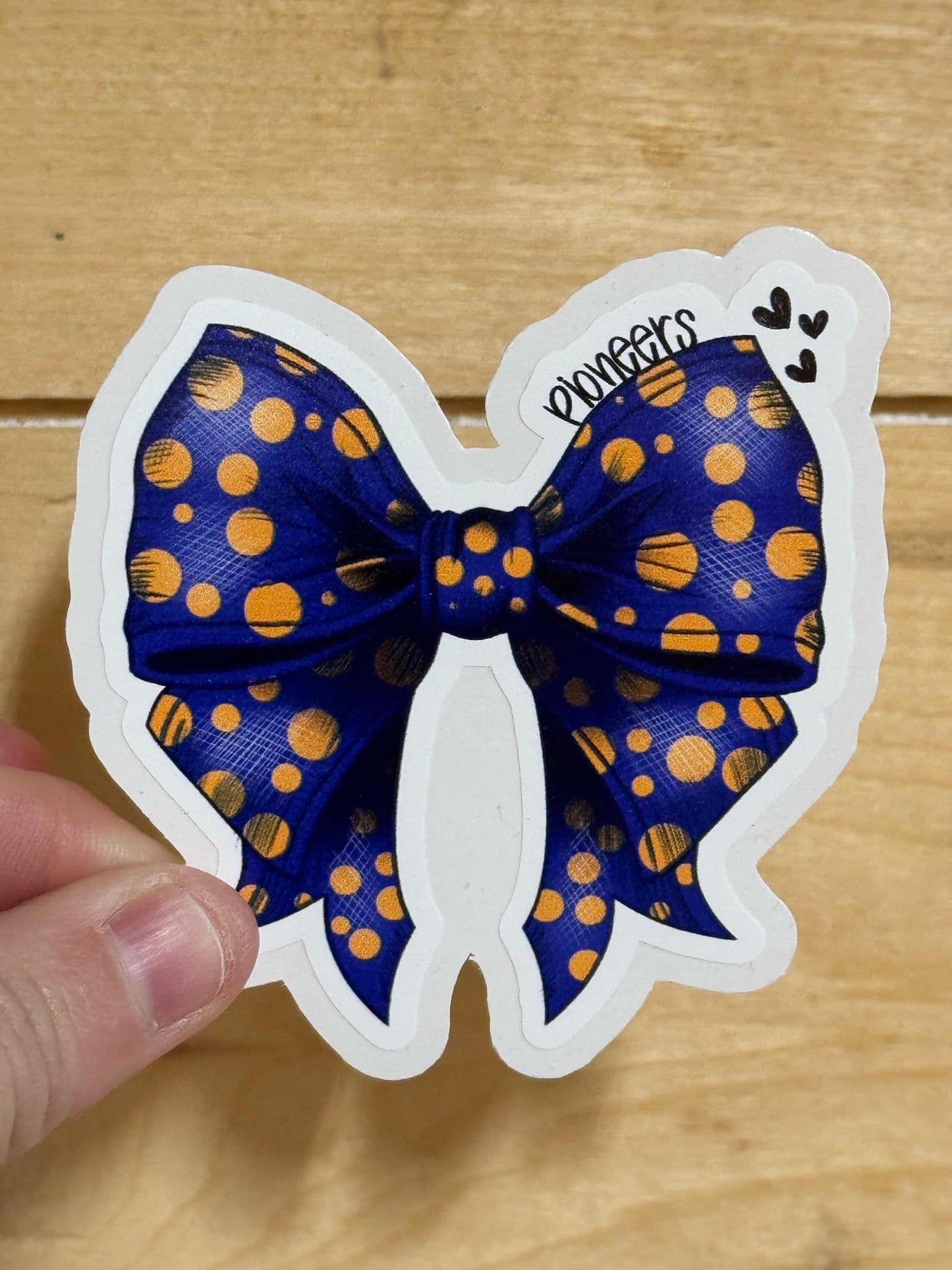 Pioneers Pawprint Bow DC